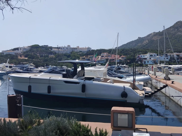 Hire a Bellini Yachts Astor 36 Porto Cervo