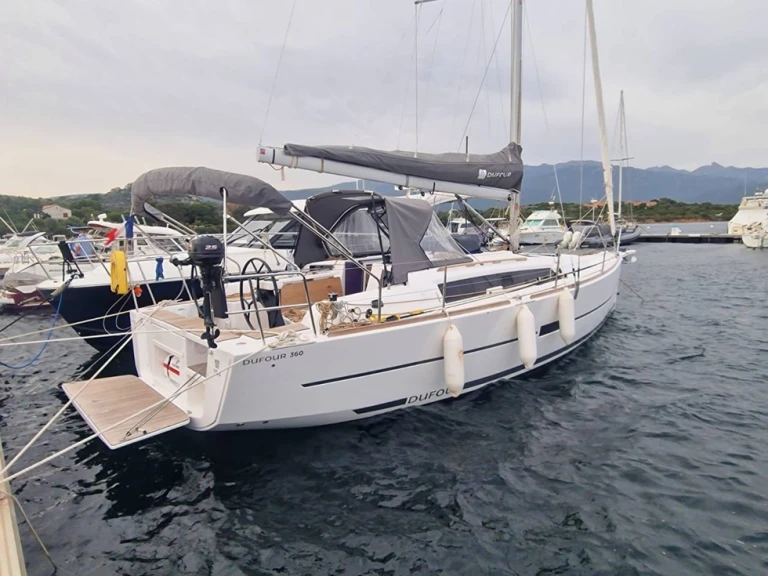 Hire a Dufour Dufour 360 Grand Large Ajaccio