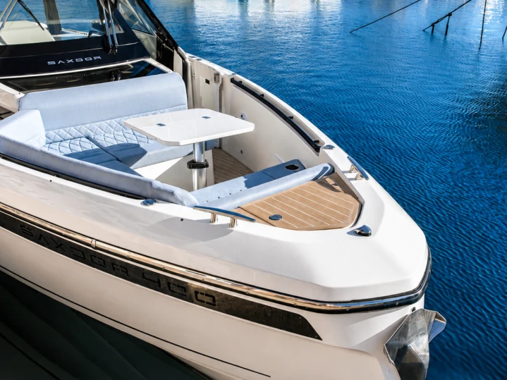 Hire Luxury Yacht with or without skipper Saxdor Saint-Florent