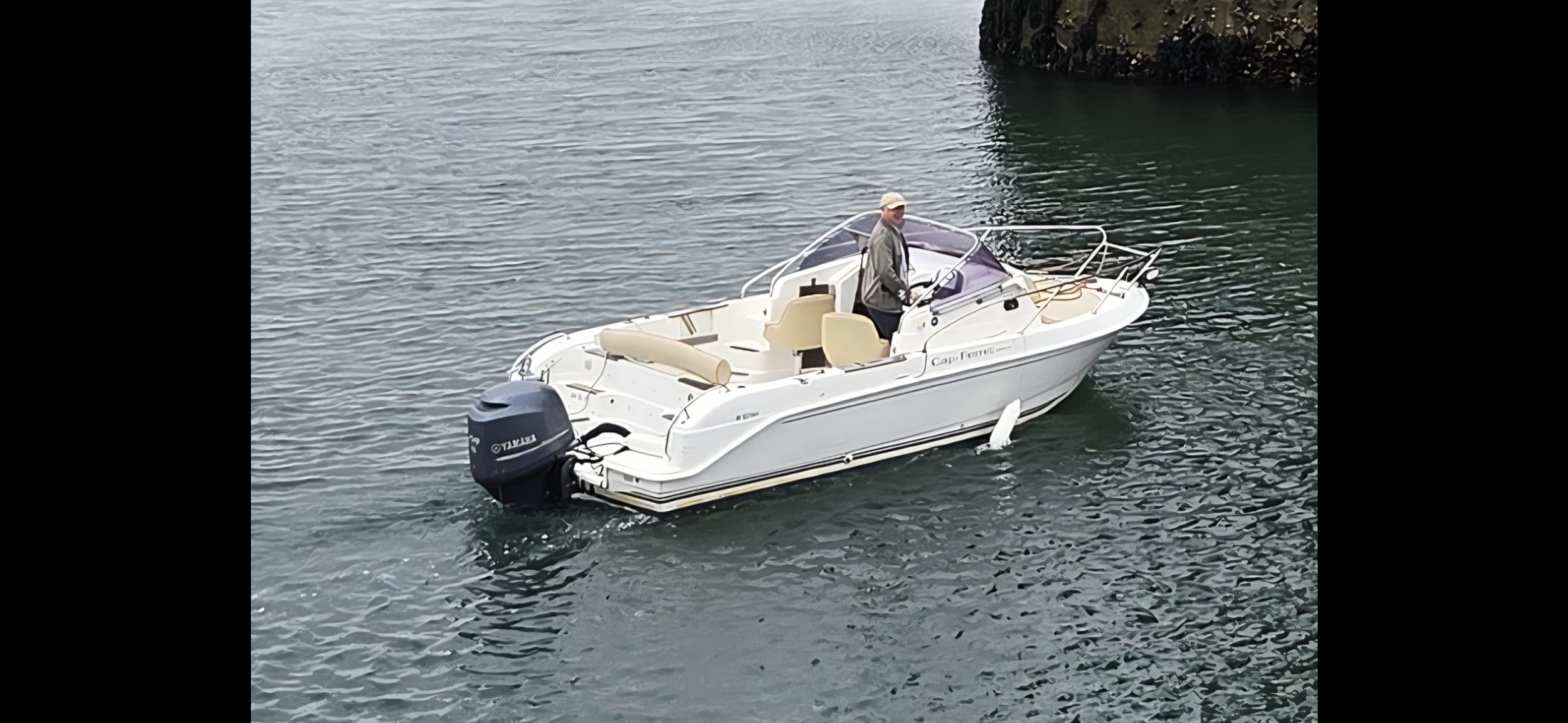 Charter a B2 Marine Cap Ferret 650 CC in Larmor-Plage on Samboat