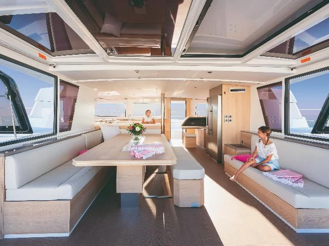 Hire Catamaran with or without skipper 15 Port Cogolin