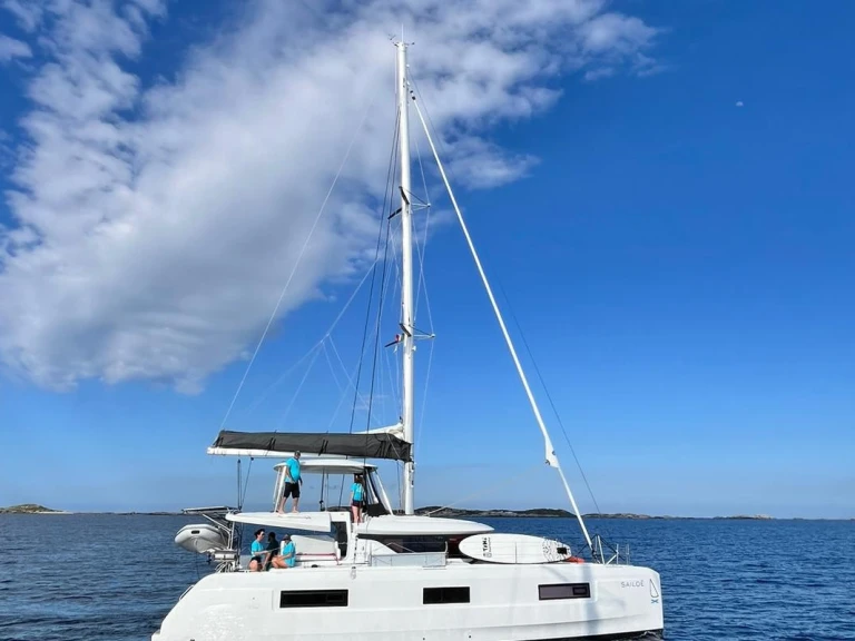 Hire Catamaran with or without skipper Lagoon Pianottoli-Caldarello