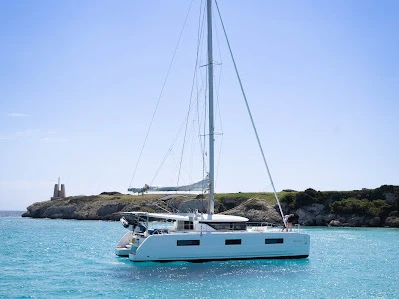 Catamaran to hire Pianottoli-Caldarello at the best price