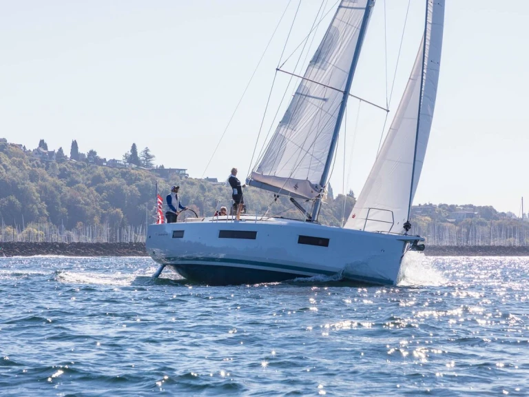 Charter a Jeanneau Sun Odyssey 440 in Split on Samboat