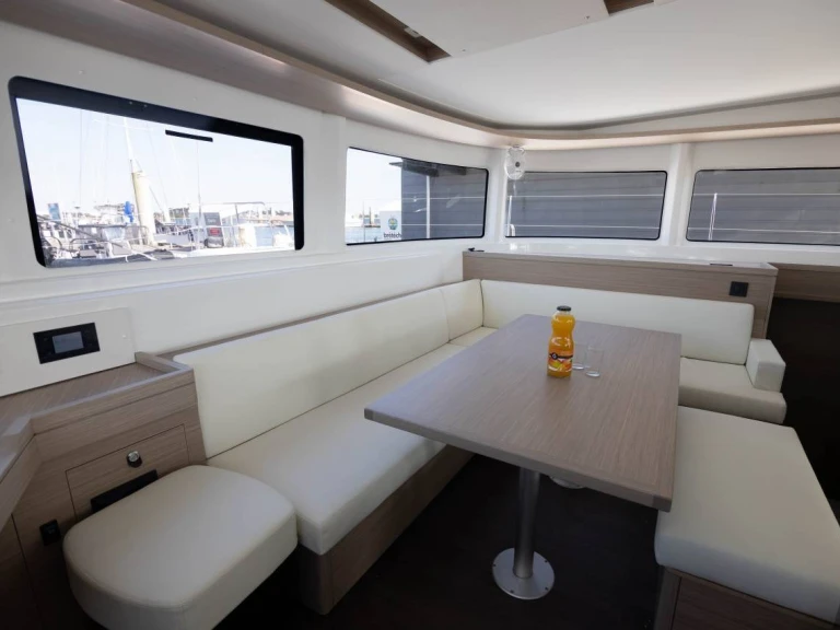 Yacht charter Pianottoli-Caldarello - Lagoon Lagoon 46 on SamBoat