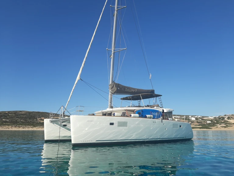 Hire Catamaran Lagoon with a boat licence