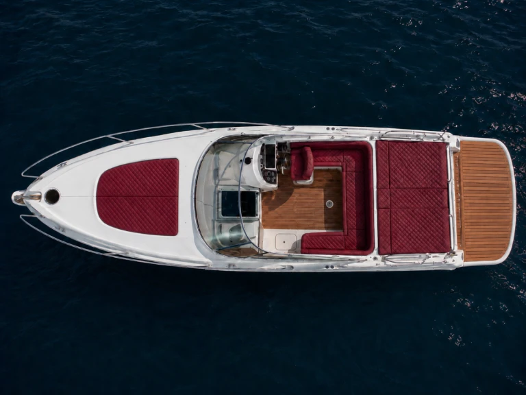 Charter a Cranchi Aquamarina 31 in Cefalù on Samboat