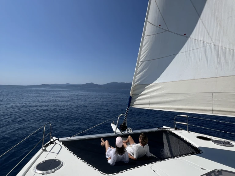Catamaran to hire Canet-en-Roussillon at the best price