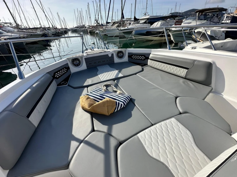 Hire a Karnic sl 701 Mandelieu-la-Napoule