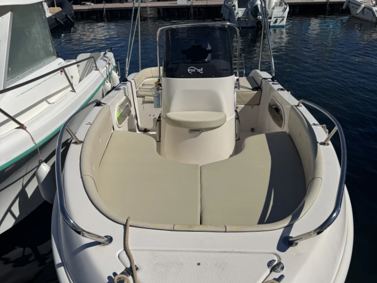 Charter a Trimarchi Eolo 57 in Le Brusc on Samboat