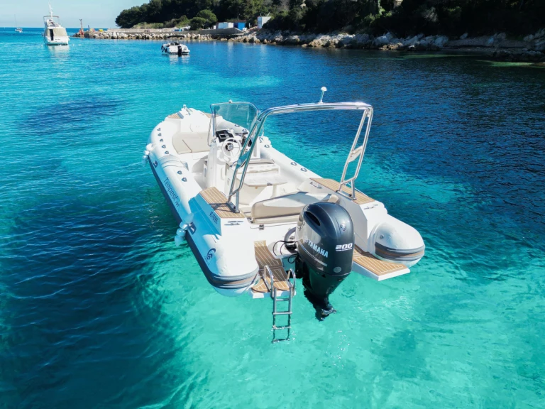 Yacht hire Mandelieu-la-Napoule cheap Tempest 700