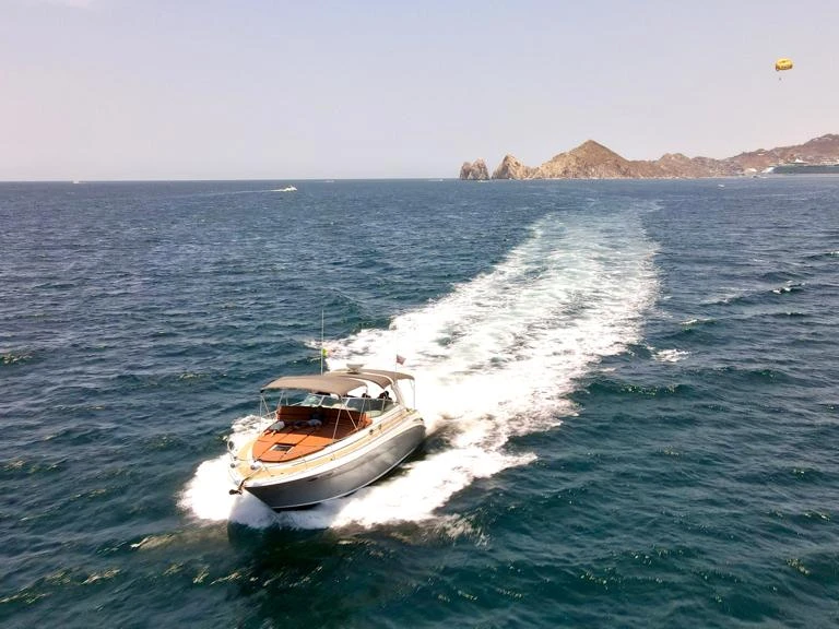Motorboat hire in Cabo San Lucas - Sea Ray 3575 Esprit