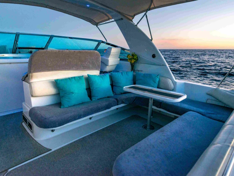 Motorboat to hire Cabo San Lucas at the best price
