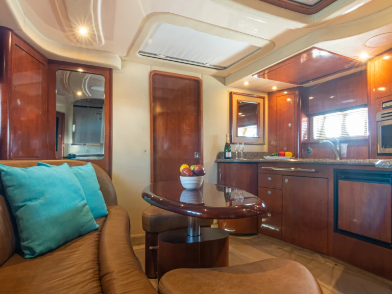 Motorboat hire in Cabo San Lucas - Sea Ray Sea Ray 450 Sundancer