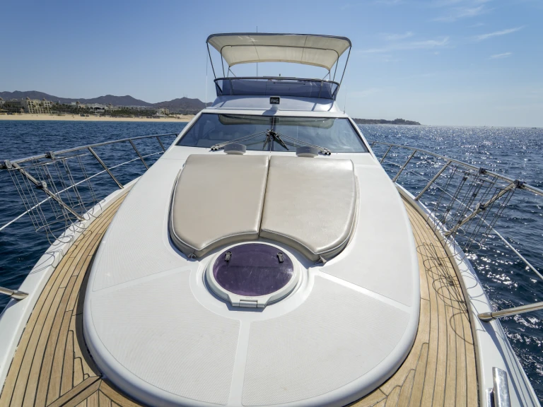 Charter a Azimut 48 Flybridge in Cabo San Lucas on Samboat