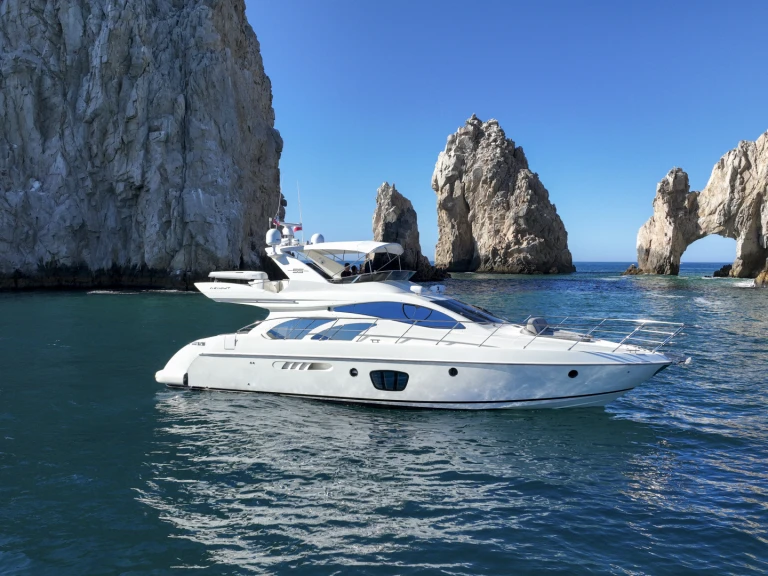 Yacht charter Cabo San Lucas - Azimut Azimut 55 on SamBoat