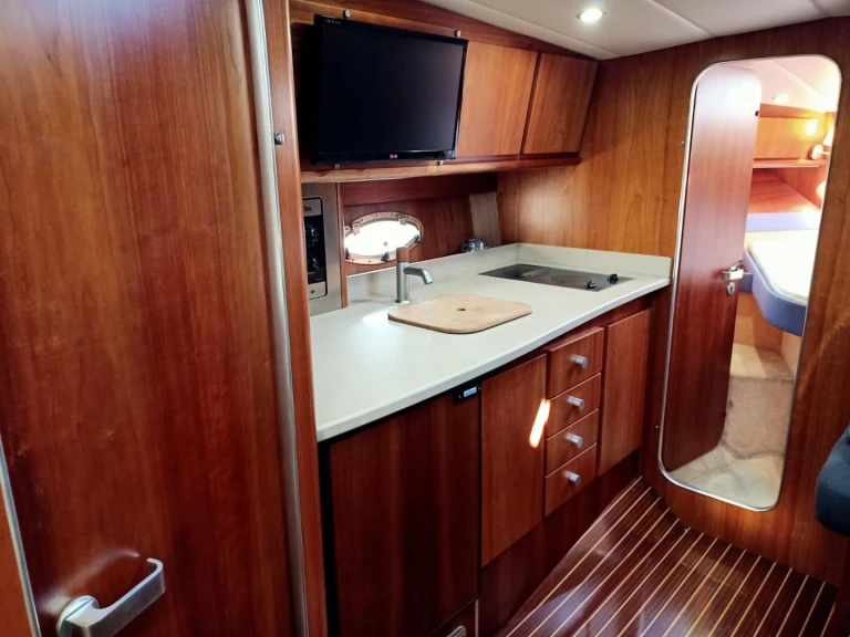 Hire Motorboat with or without skipper Gallart Barcelona