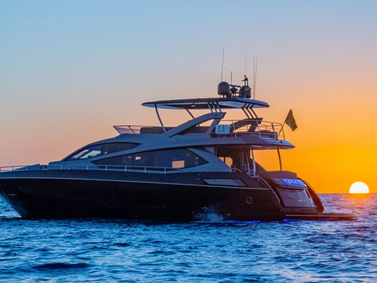 Luxury Yacht hire in Cabo San Lucas - Sunseeker Manhattan 80