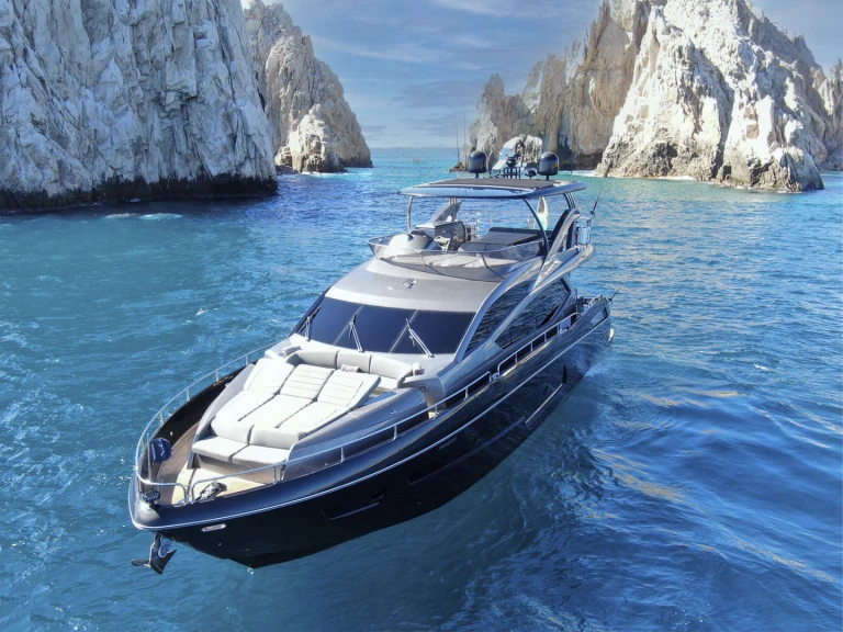 Luxury Yacht hire in Cabo San Lucas - Sunseeker Manhattan 80