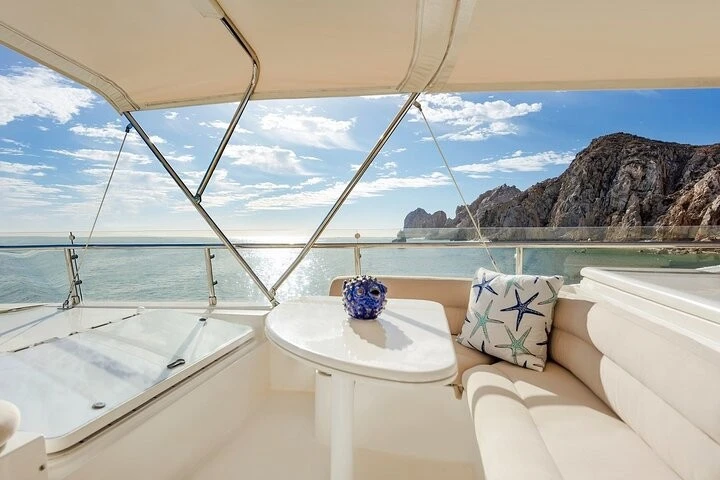 Hire a Ferretti Ferretti 800 Cabo San Lucas
