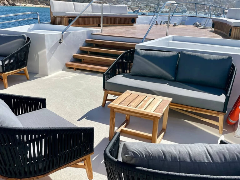 Hire a Pelican Luxury Motor Yacht Cabo San Lucas