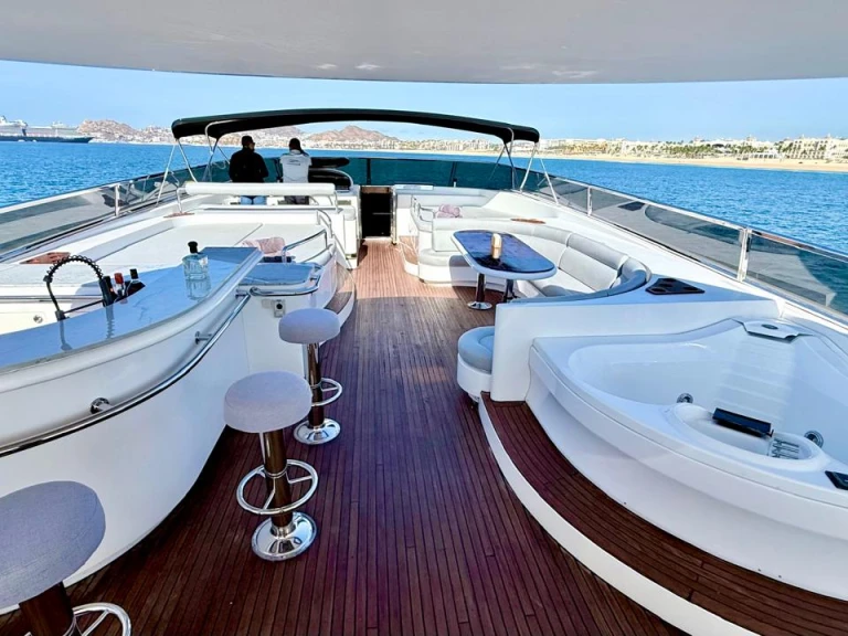Hire a Horizon Horizon RP110 Cabo San Lucas