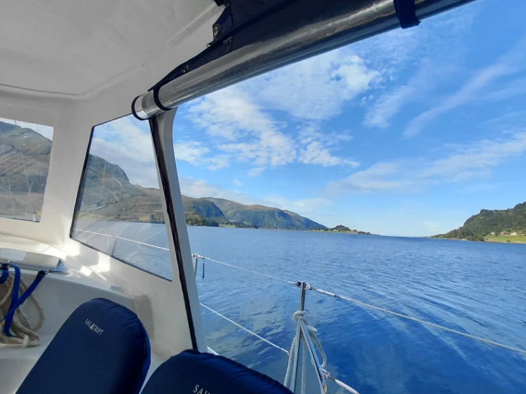 Sailboat to hire Selje at the best price