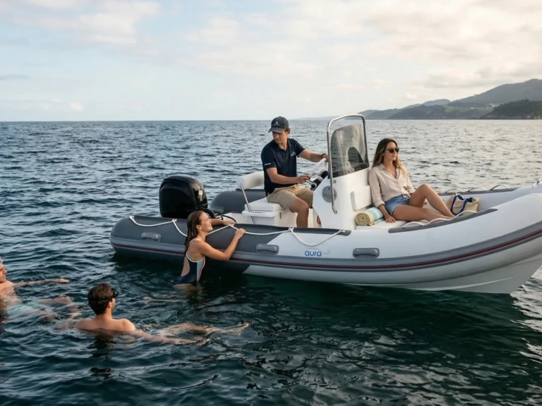 RIB hire in Gijón - Goldenship Aura 5020