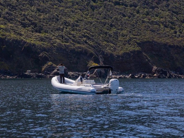 Yacht charter Coti-Chiavari - Kardis KARDIS 880 APACHE on SamBoat
