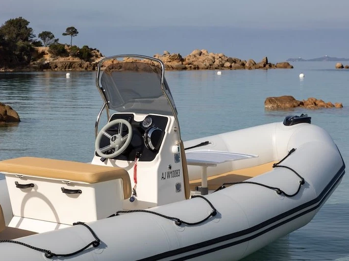 RIB hire in Isolella - Bombard BOMBARD 650 SUNRIDER NEO