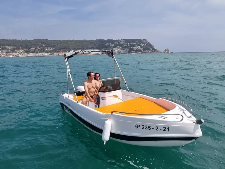 Charter a voraz Voraz in Port de Estartit on Samboat