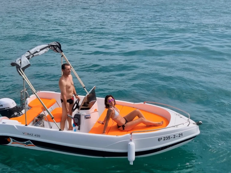 Motorboat to hire Port de Estartit at the best price