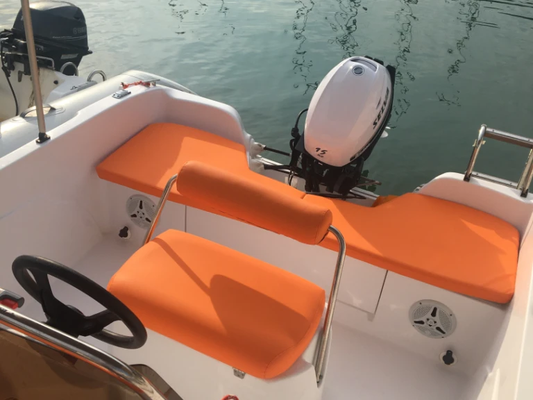 voraz Voraz charter bareboat or skippered in  Port de Estartit
