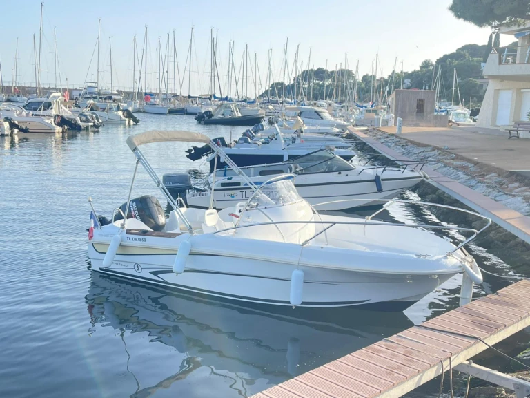 Yacht charter Carqueiranne - Bénéteau Flyer 550 Open on SamBoat