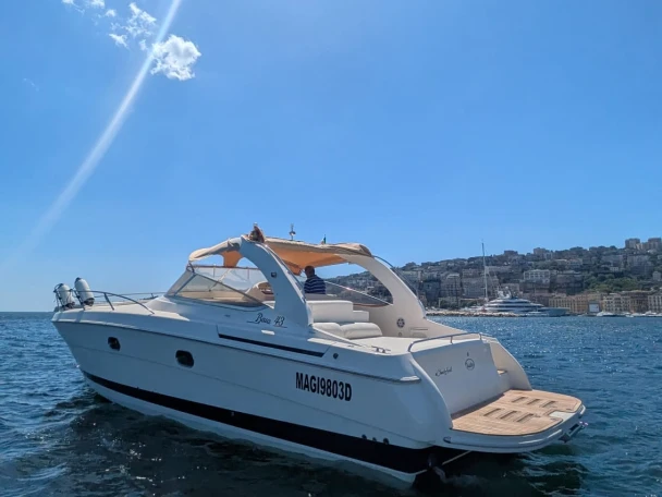Hire Luxury Yacht with or without skipper Baia Naples