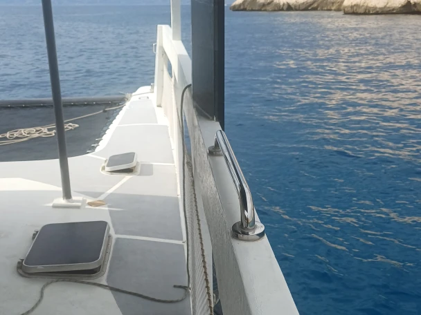 Hire a Fountaine Pajot Louisiane 37 Marseille