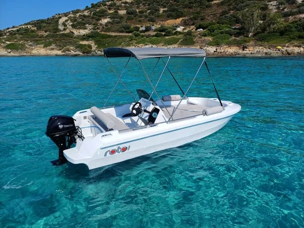 Motorboat hire in Galéria - ROTO Roto 450s family