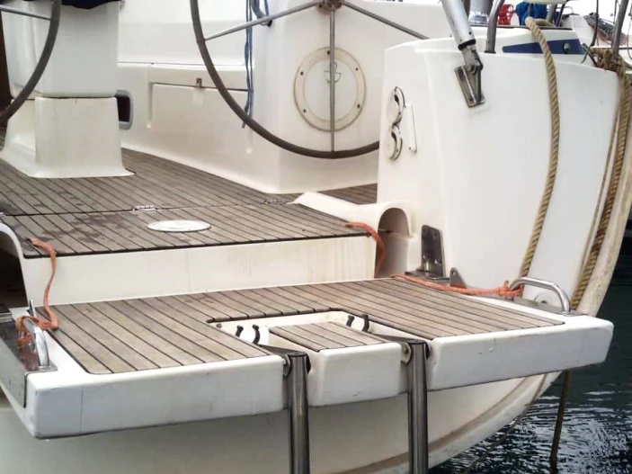 Sailboat hire in Porto Ercole - Bavaria Bavaria 40 Cruiser