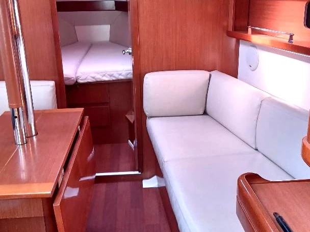 Hire Sailboat with or without skipper Bénéteau Porto Ercole