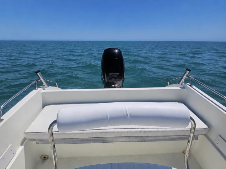 Hire a Conero CONERO CIAO 540 Porto San Giorgio