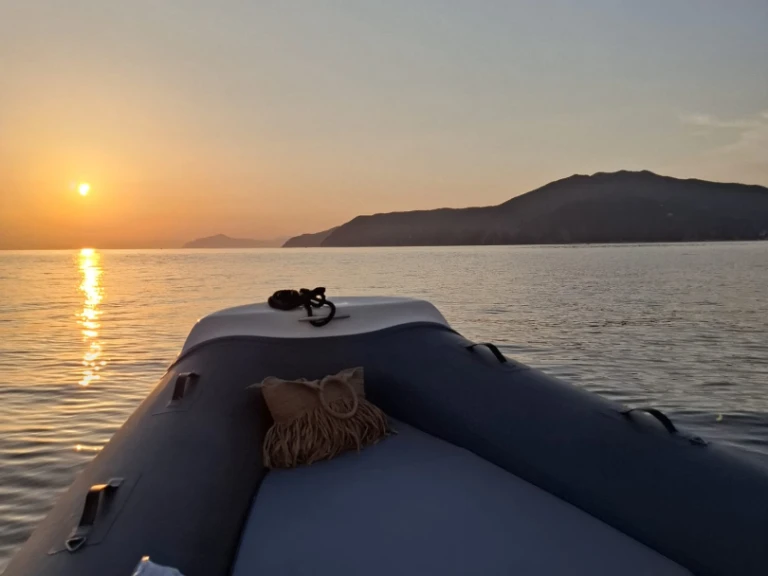Yacht hire Deiva Marina cheap Nautica Led 540 GS