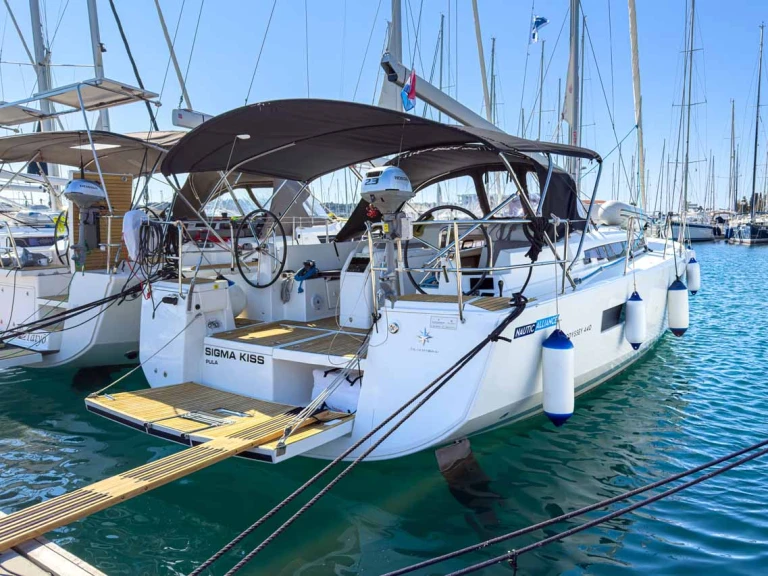 Charter a Jeanneau Sun Odyssey 440 in Pula on Samboat