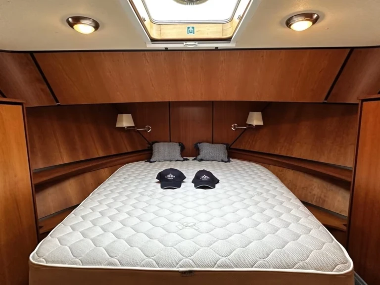 Canal boat to hire Rheinsberg at the best price