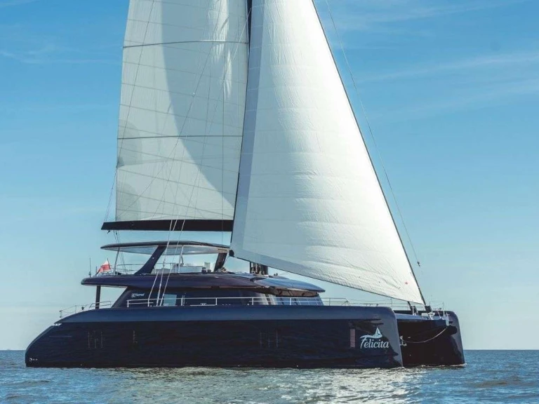 Yacht hire La Seyne-sur-Mer cheap FELICITA