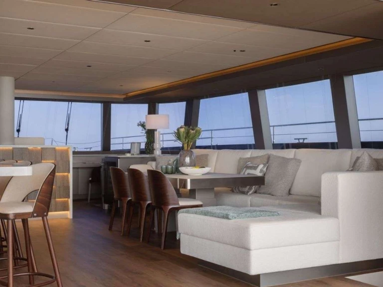 Luxury Yacht hire in La Seyne-sur-Mer - Sunreef FELICITA