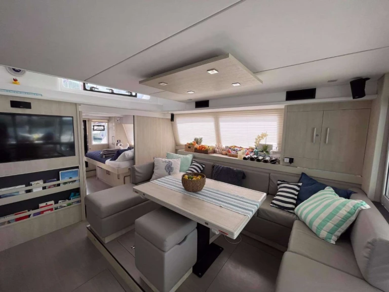 Yacht charter British Virgin Islands (BVI) - Leopard SHIPS & GIGGLES on SamBoat