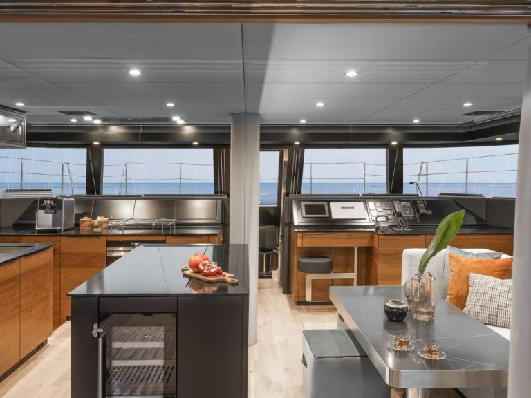 Luxury Yacht to hire French Riviera at the best price