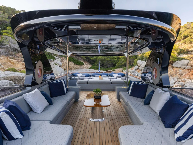 Charter a Maiora GREY WOLF in Greece on Samboat
