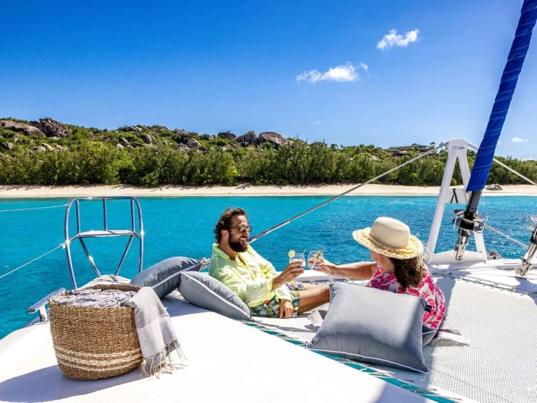 Hire Luxury Yacht with or without skipper Fountaine Pajot Bahamas