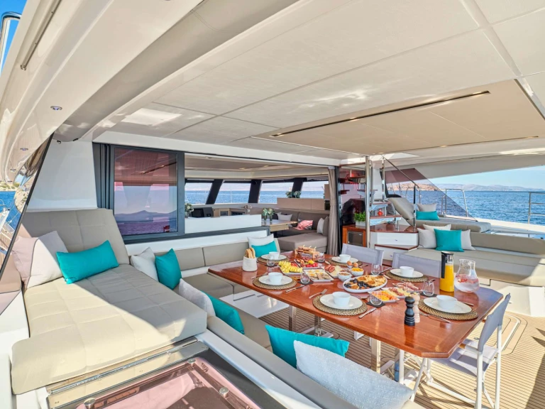 Yacht charter Athens - Fountaine Pajot SUNMOON on SamBoat